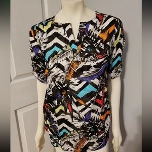 Westbound V-neck Floral Tropical Short Rollup Sleeve NWT Blouse Size Medium